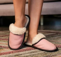 Шлепанцы  из дублированного меха (женские) 030322-1200/эп "Холти" (розовый, р.36) Шлепанцы  из дублированного меха (женские) 030322-1200/эп "Холти" (розовый, р.36)